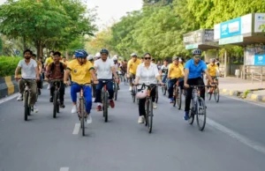 फिट इंडिया संडे ऑन साइकिल: देशभर में दिखा उत्साह, रोप स्किपिंग गतिविधियों ने भी खींचा ध्यान people cycling at fit india sundays on cycle event
